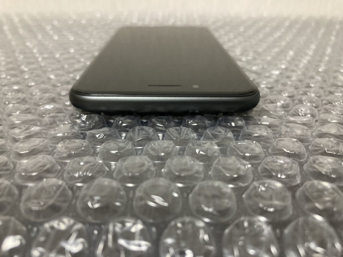 美品 iPhone8 SIMフリー 64GB バッテリー容量76% スペースグレー SIM