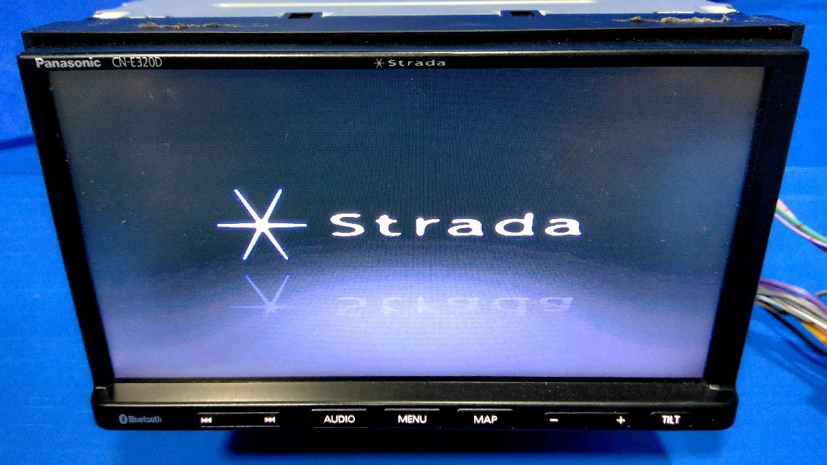 I)1円スタート カーナビ パナソニック Strada CN-E320D CD/Bluetooth