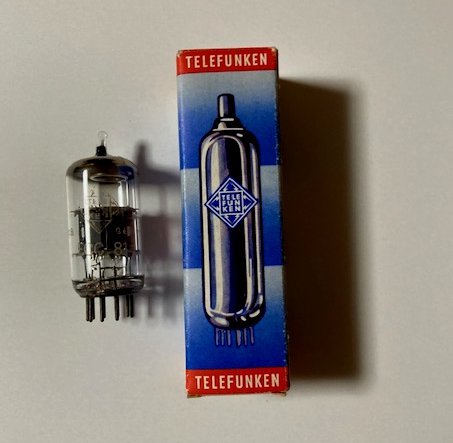 TELEFUNKEN テレフンケン ECC81 12AT7 1本 マーク入り 真空管