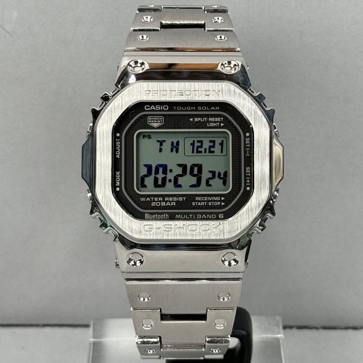 メンズ 極美品 箱説タグ付 G-SHOCK GMW-B5000D 電波ソーラー シルバー