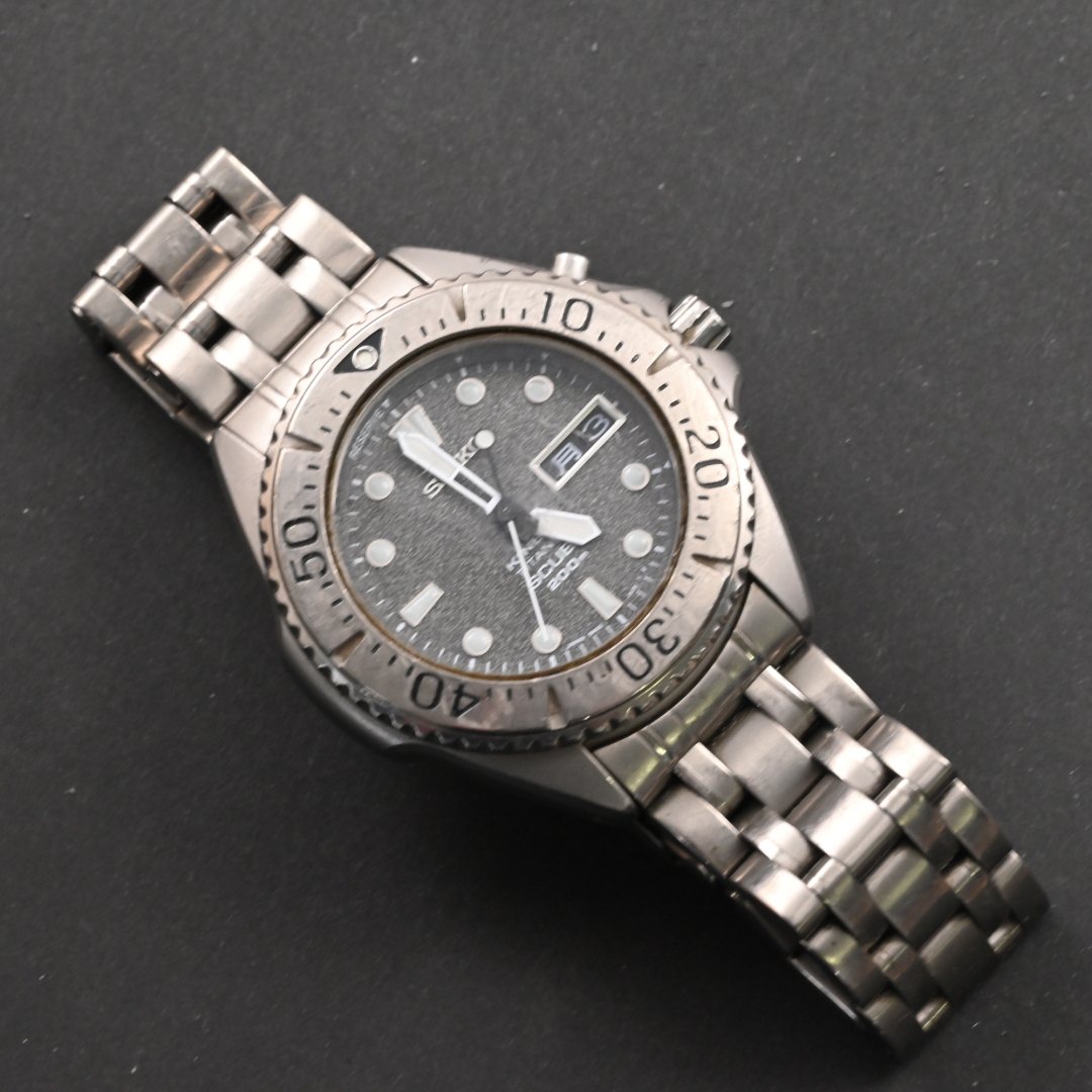 For Parts パーツ取 動作品 【SEIKO】 KINETICキネティック SCUBA チタン デイデイト 5M43-0B70 SEIKOベルト破損 腕時計 #UN-002