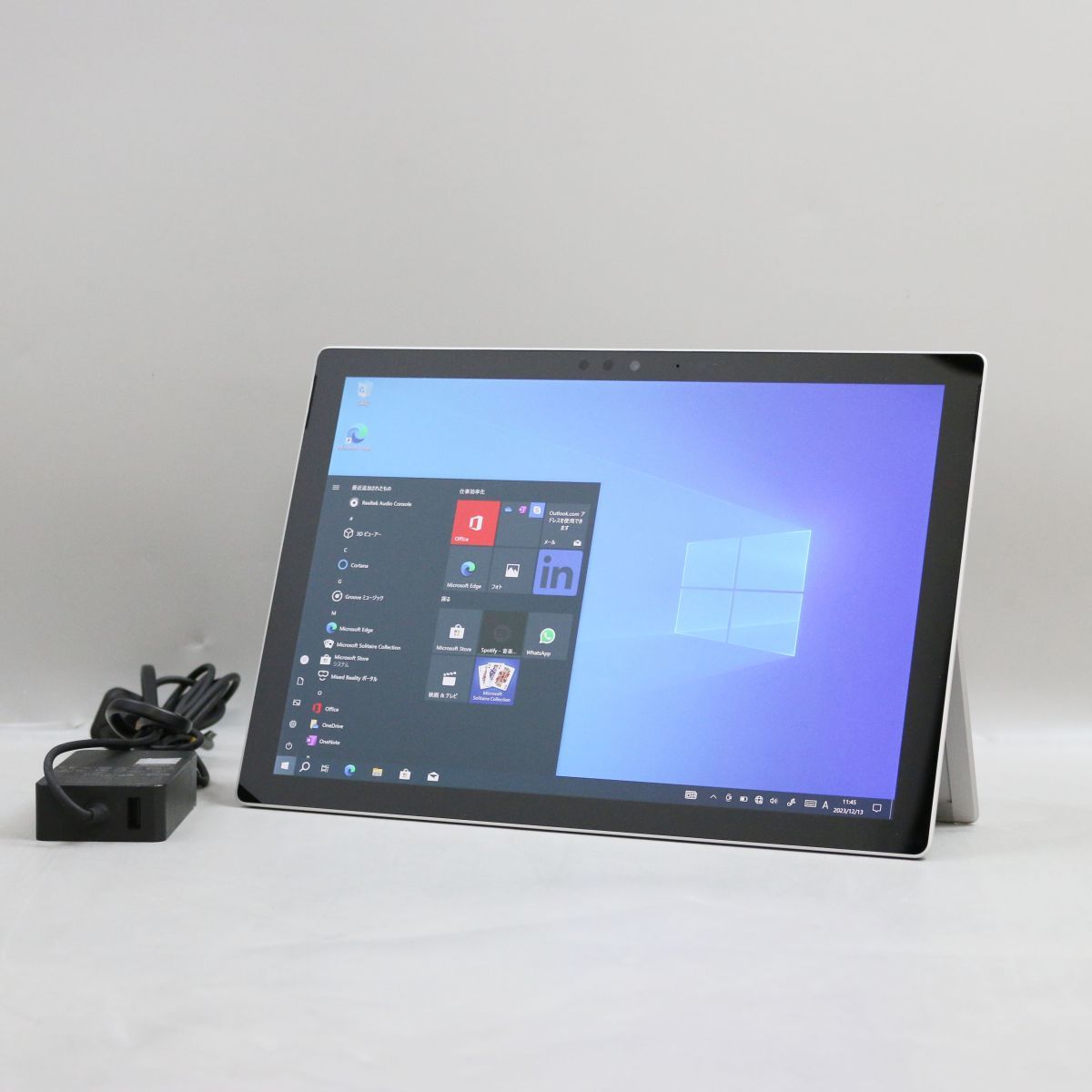 □Surface Pro6（i5 8350U/8GB/256GB）AC & キーボード付属！□ 【公式