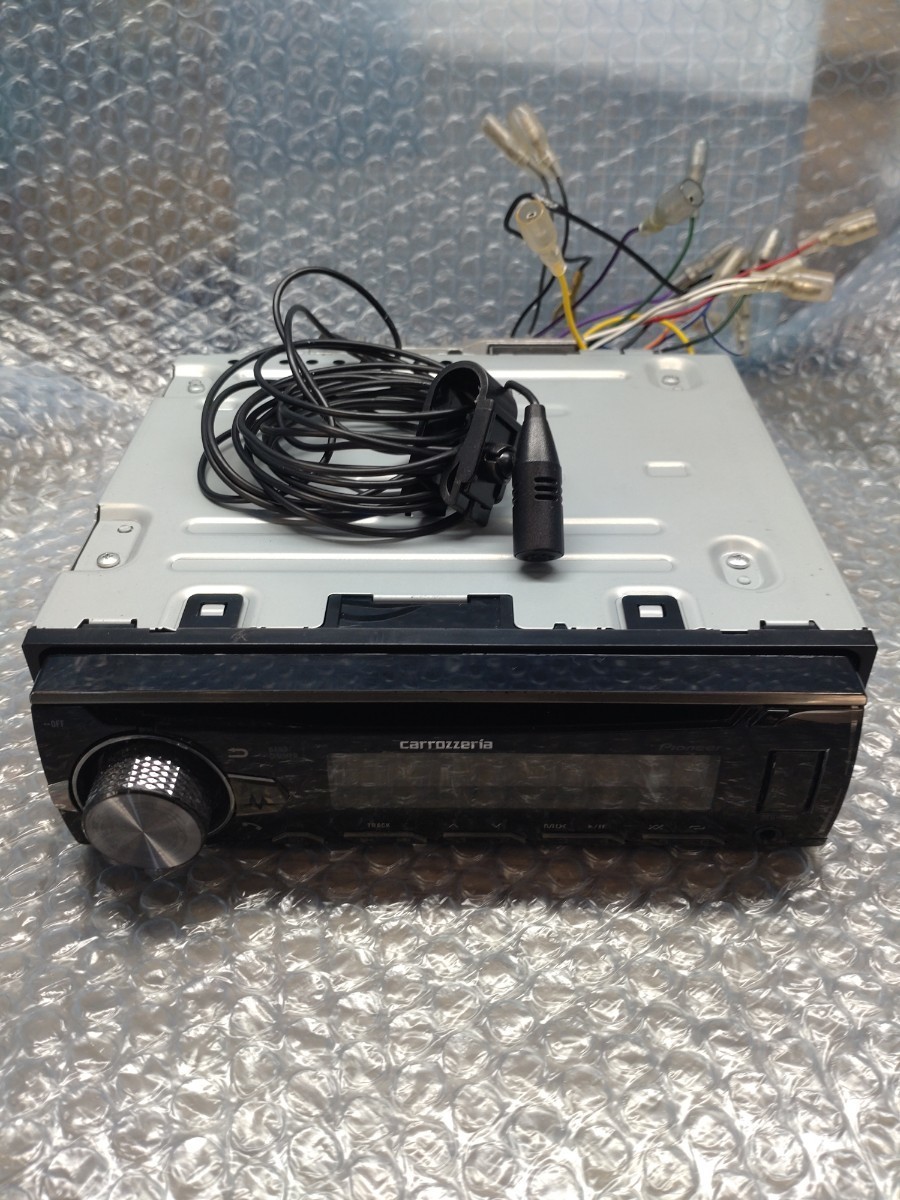 カロッツェリア DEH-5500 CD/Bluetooth/USB/チューナー・DSPメイン