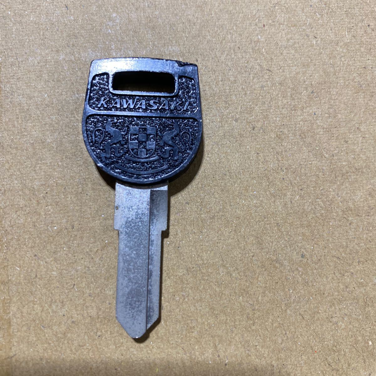 Z2 当時物 鍵 No,752 未使用品！ KAWASAKI 向かい獅子 ブランクキー