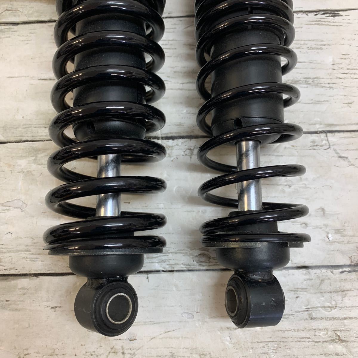 xlh883h 純正リアサスペンション Harley Davidson xlh スポーツスター