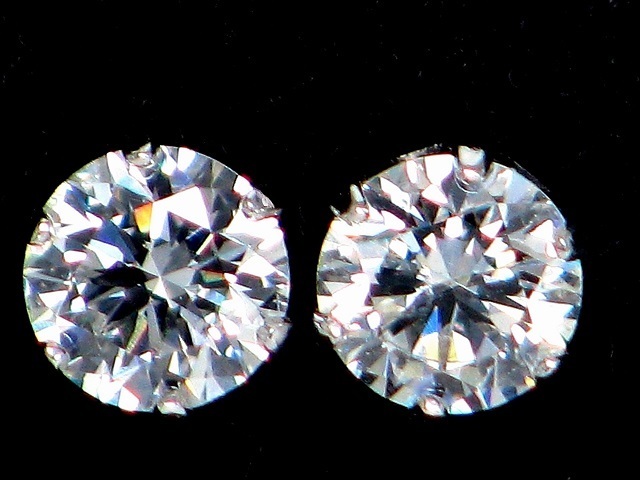 宝石屋本舗】計2.04ct F-I1-FAIR G-I1-FAIR 天然ダイヤモンド PT900