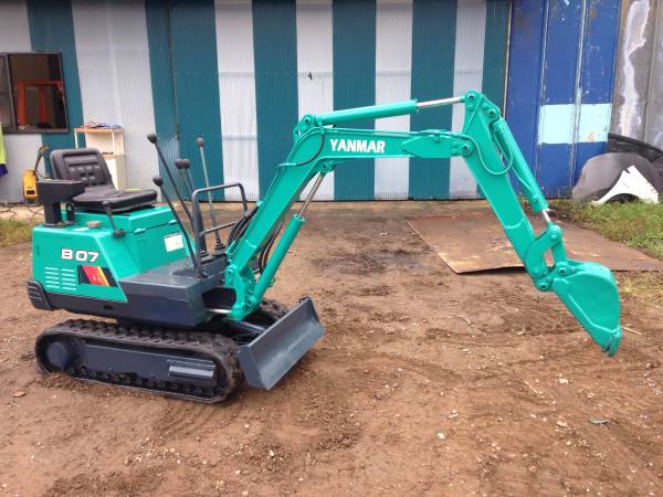ヤンマー b07 ミニユンボ（検 クボタ コマツ 日立 CAT）(建設機械 
