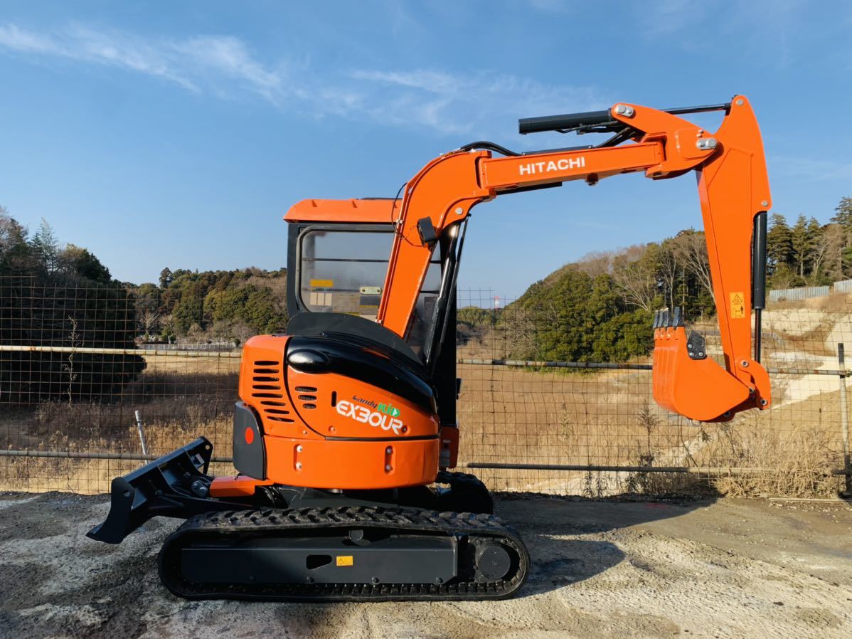 日立hitachi Ex30ur 3ミニユンボ オートアイドリング バックホー 油圧ショベル シート バッチリ3トンロングアーム 716時間 