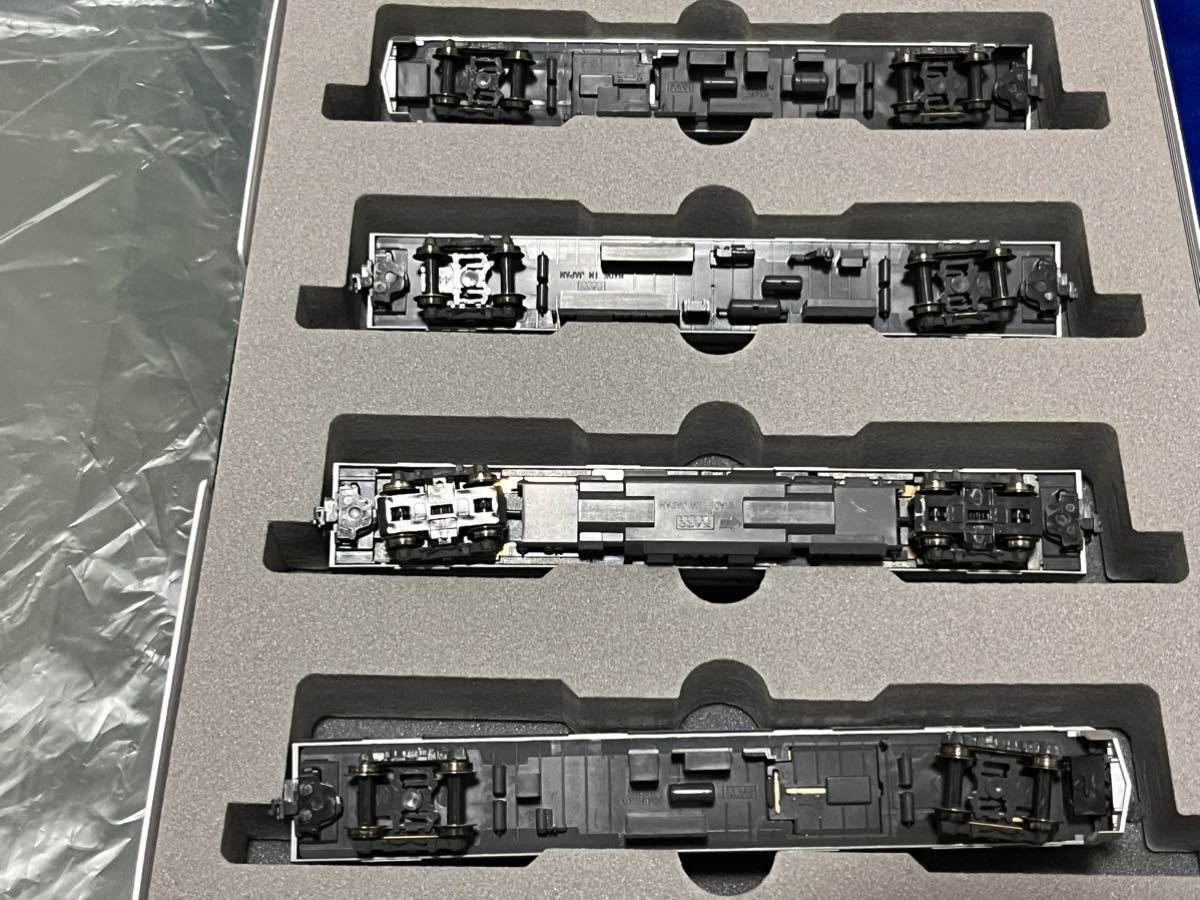 [元箱、説明書無し]KATO10-846 E217系新色付属4両_2