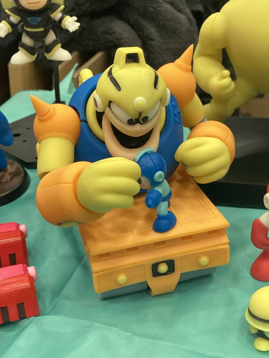 ワンフェス2024冬 Qの工房 ガッツタンク VS ロックマン ガレージキット フィギュア ガッツマン ROCKMAN MEGAMAN レジンキット WF2024W_2