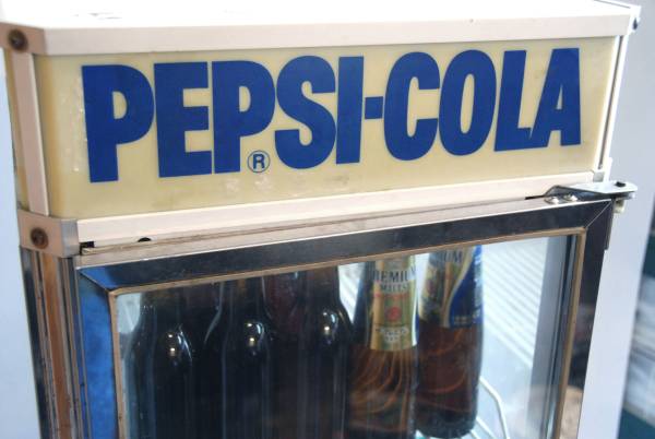 PEPSI ペプシコーラ ガラスショーケース冷蔵庫(冷蔵庫)｜売買された