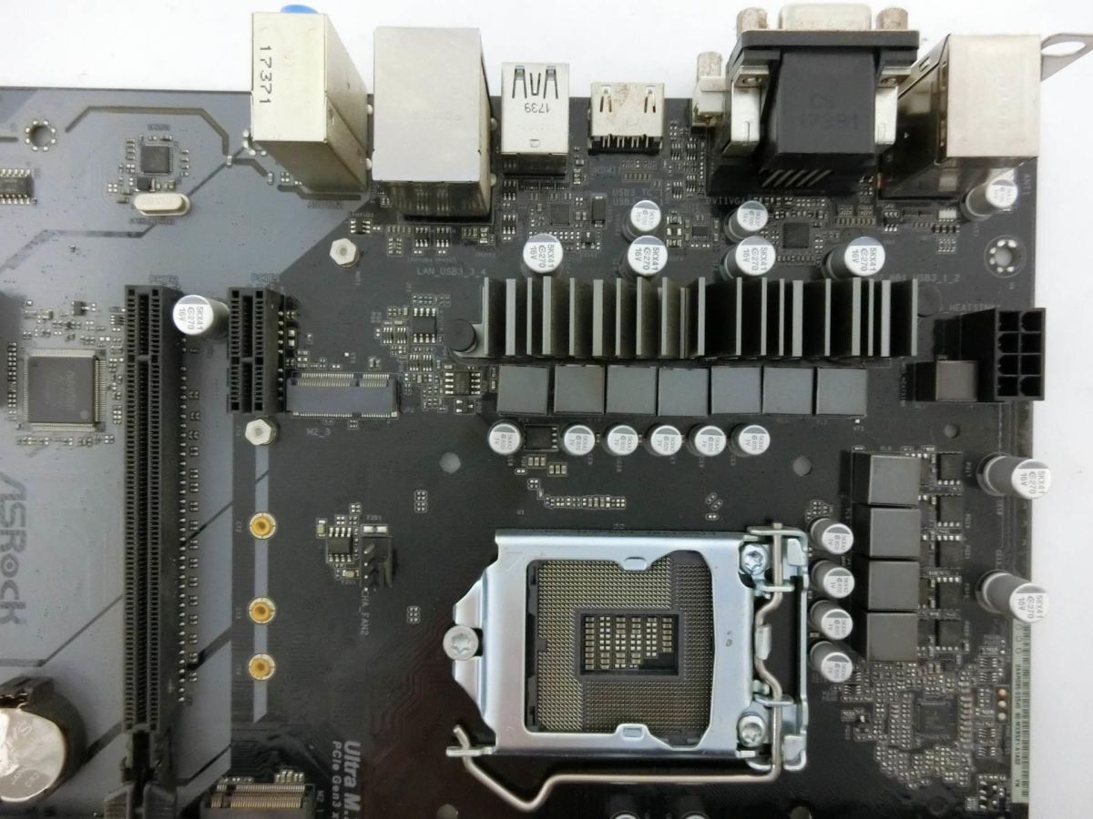 ASRock Z370M Pro4 MicroATXマザーボード Intel Z370 LGA 1151 IO