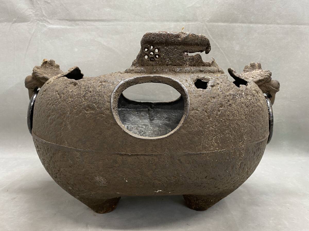 あじろ鉄】 鉄製 やつれ風炉 風炉釜 獣耳遊環 破風炉 欠風炉 窶れ風炉 