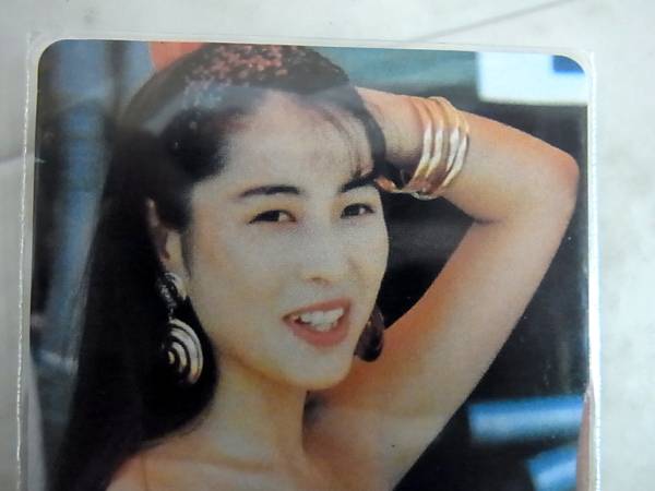 ZARD 坂井泉水(蒲池幸子) キャンギャル時代のテレカ/き2-86(女性