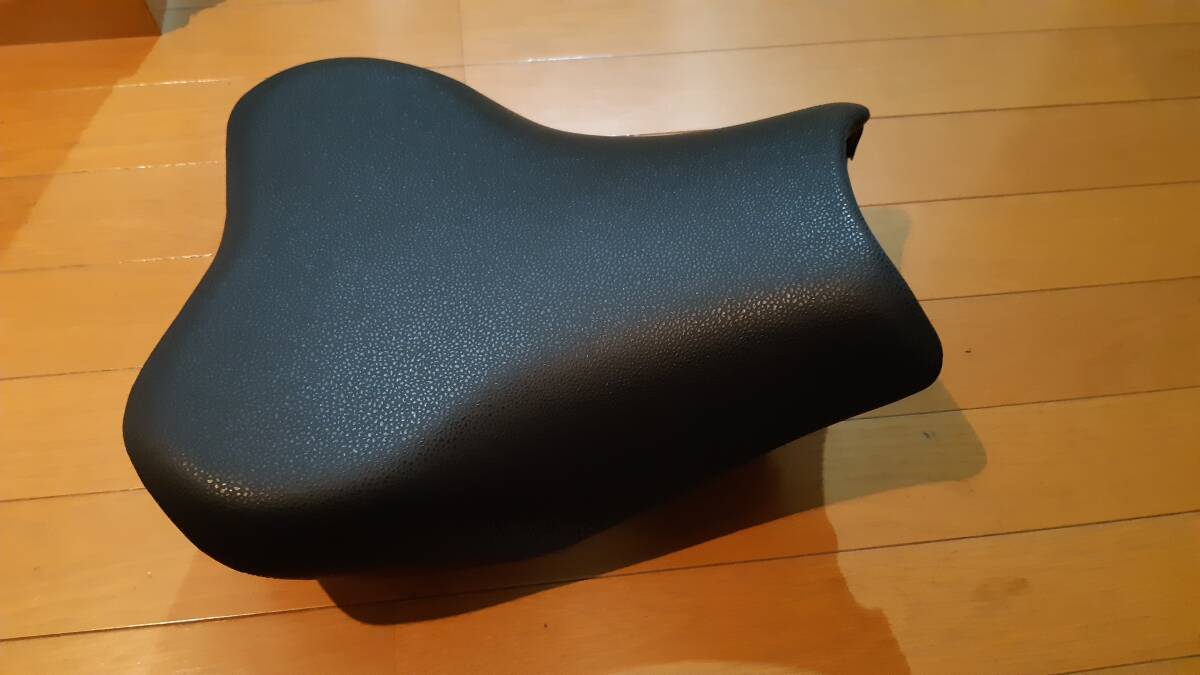 カワサキ　Z900用　純正ハイシート_2