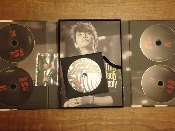 JUNHO ジュノ 2PM Nuneogun N様 DVD Amazon.co.jp: 2PM DVD 2025 LEE