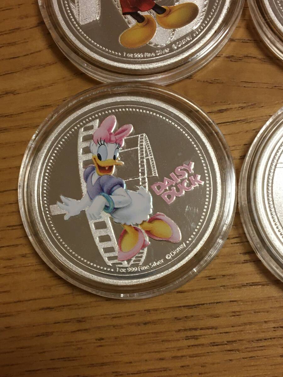 Z25)収蔵品放出2020年ニュージーランド エリザベスⅡ ディズニー ミッキー ミニー ドナルド 等紀念銀貨 コイン カラーメダル 6枚セット_5