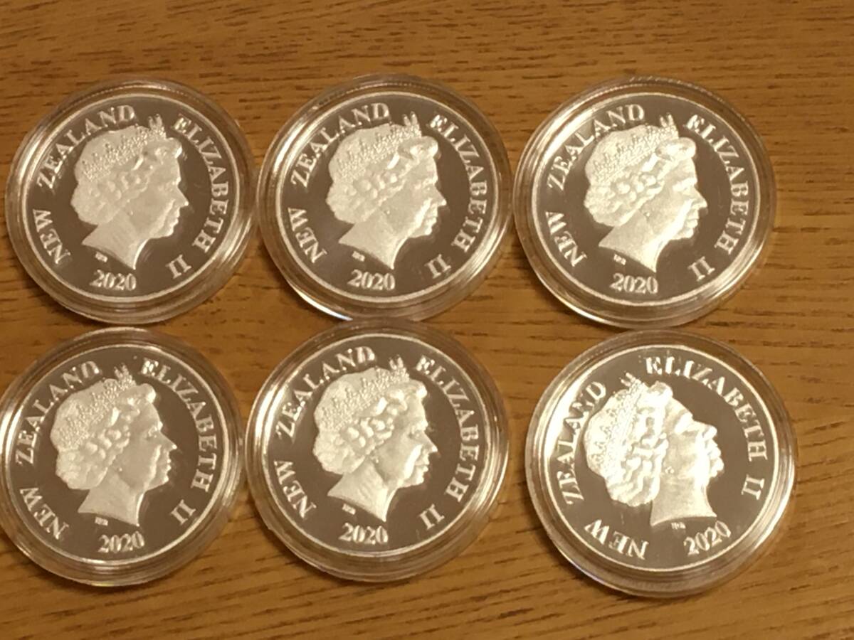 Z25)収蔵品放出2020年ニュージーランド エリザベスⅡ ディズニー ミッキー ミニー ドナルド 等紀念銀貨 コイン カラーメダル 6枚セット_8