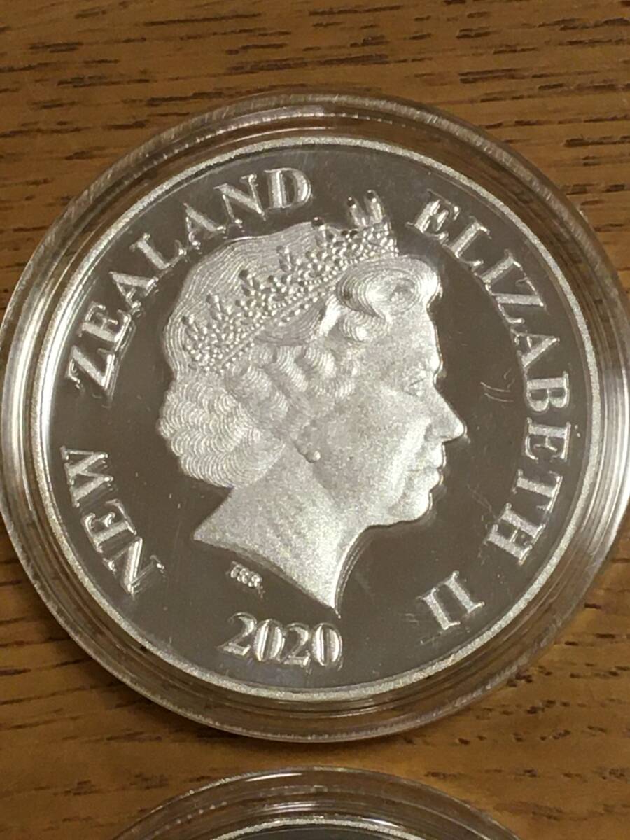 Z25)収蔵品放出2020年ニュージーランド エリザベスⅡ ディズニー ミッキー ミニー ドナルド 等紀念銀貨 コイン カラーメダル 6枚セット_9
