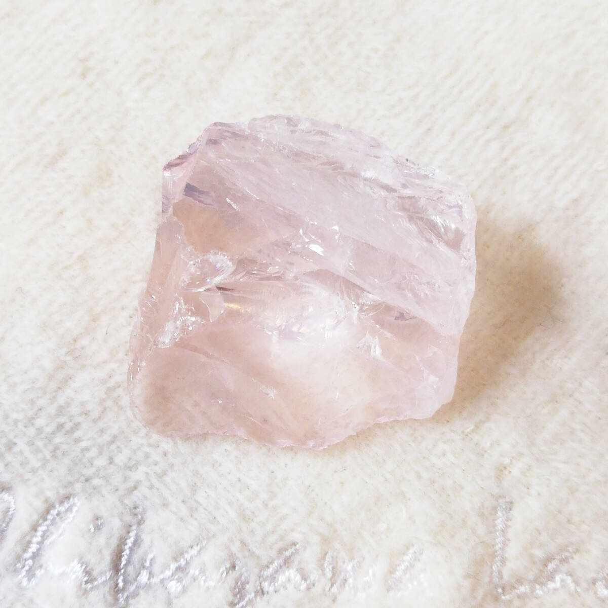 12g ローズクォーツ? クリスタルラフ? 紅水晶? 紅石英? 薔薇石英? 原石 天然石 裸石 ルース パワーストーン ラフカット_1