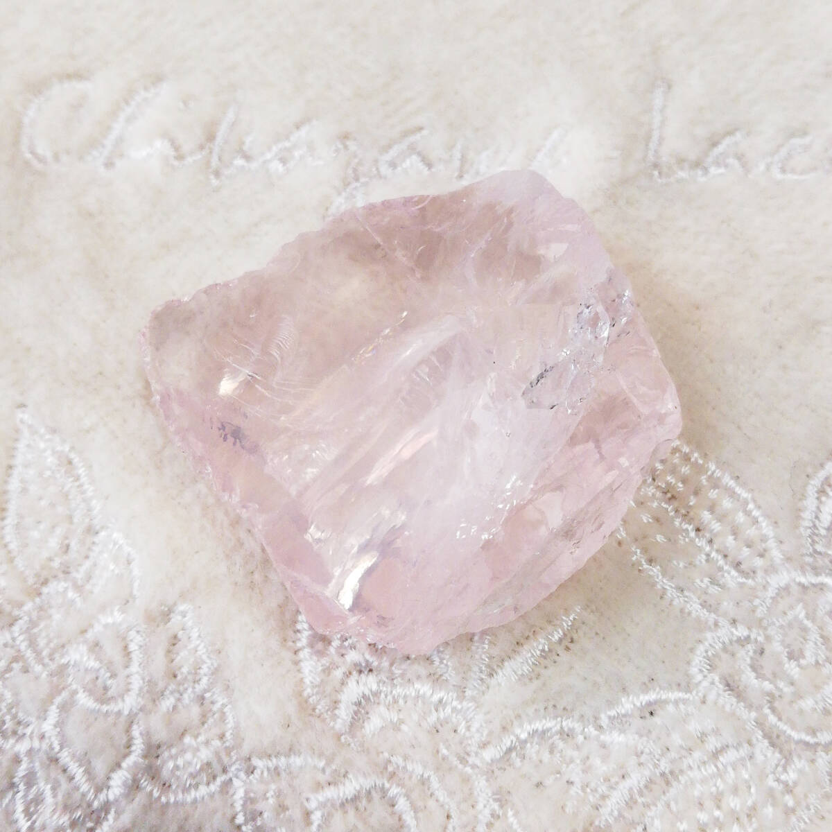 12g ローズクォーツ? クリスタルラフ? 紅水晶? 紅石英? 薔薇石英? 原石 天然石 裸石 ルース パワーストーン ラフカット_3