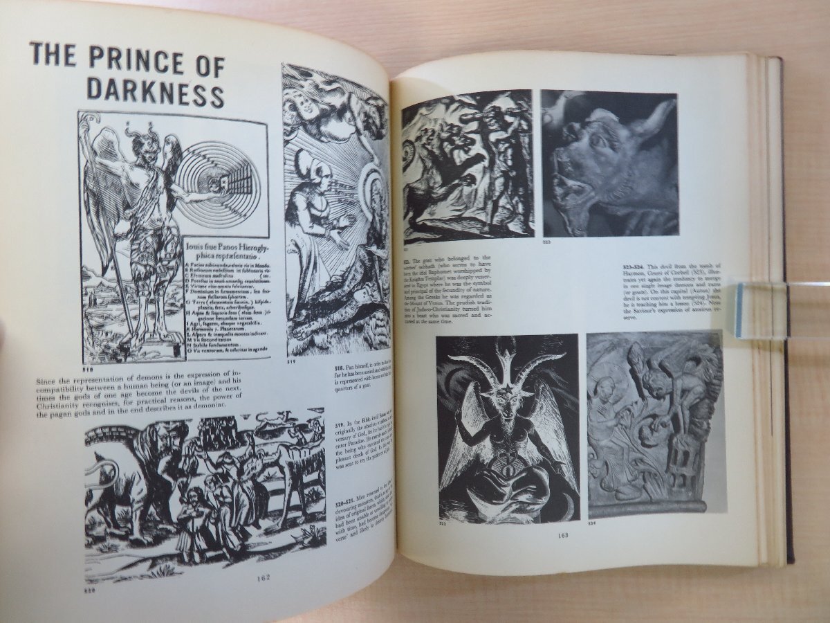 週刊誌 s Bessy， Maurice『A PICTORIAL HISTORY OF MAGIC AND THE SUPERNATURAL
