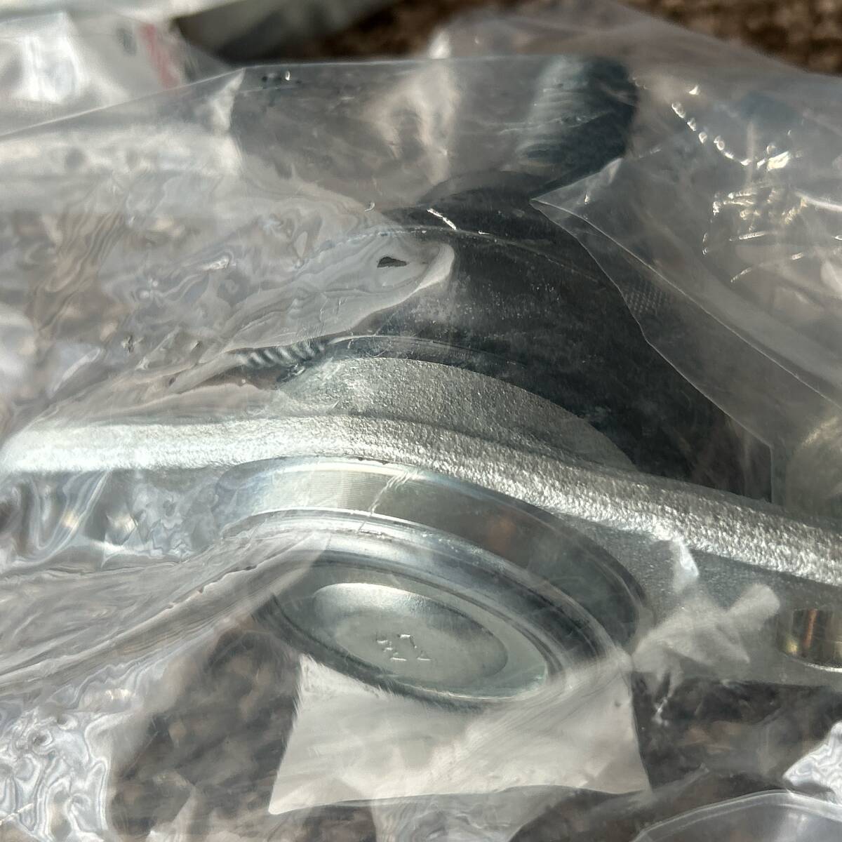トヨタ純正 未使用 MR2 リアロアボールジョイント 左右セット SW11 SW20 リア ロア ボールジョイント LH RH ２個セット MR2 トヨタ純正 未使用 923154｜純正中古パーツ市場の トヨタ(純正) のパーツレビュー