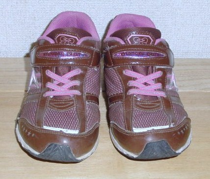 瞬足 スニーカー 21 5cm ピンクｘ茶色 女児 女の子 21cm 売買されたオークション情報 Yahooの商品情報をアーカイブ公開 オークファン Aucfan Com