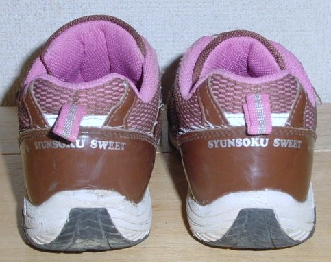 瞬足 スニーカー 21 5cm ピンクｘ茶色 女児 女の子 21cm 売買されたオークション情報 Yahooの商品情報をアーカイブ公開 オークファン Aucfan Com