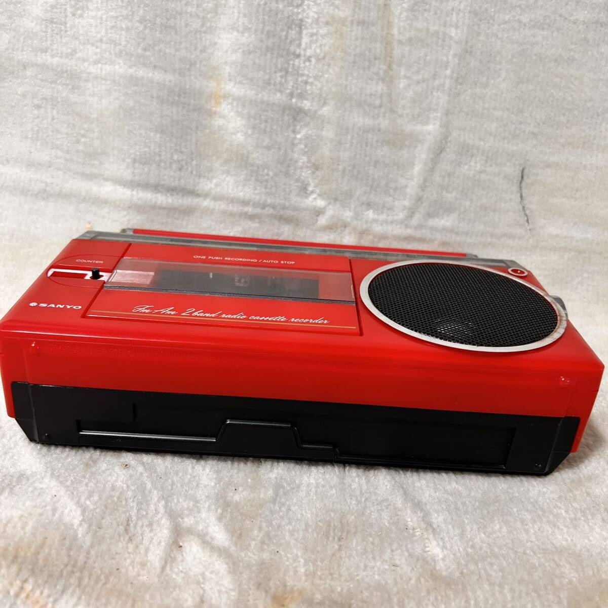 C1307 昭和レトロ SANYO サンヨー ラジカセ MR-A115 コード無し 赤