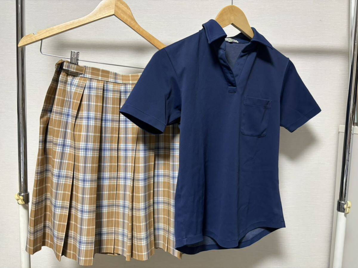 東京都☆品川女子学院 中・高等学校 夏制服 ポロシャツ・スカート2点