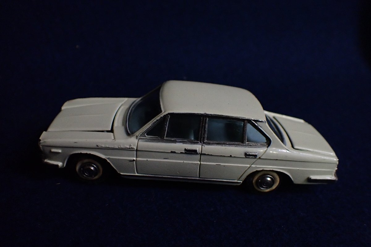 YONEZAWA DIAPET NISSAN Bluebird Taxi Original Vintage No Copie Hachette EUR 129,99 - FR YONEZAWA DIAPET NISSAN Bluebird Taxi Original Vintage No Copie Hachette EUR 129,99 - FR