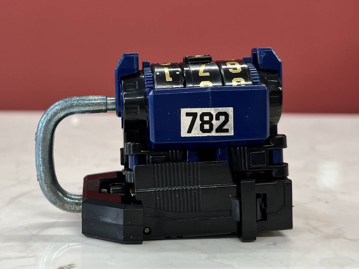 TAKARA タカラ ミクロマン ミクロチェンジシリーズ カギロボ MC-17