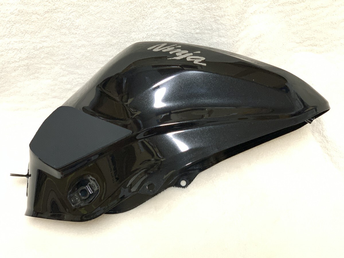 最安値,新作登場 KAWASAKI(カワサキ) 純正 51091-5265-660 フューエルタンク 良品 ニンジャ Ninja ZX-25R '21~'22 ブラック 燃料 ガソリンタンク