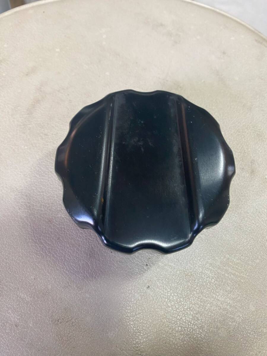 HONDA CB750F RC04 タンクキャップ_1