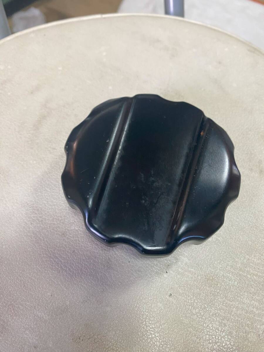 HONDA CB750F RC04 タンクキャップ_2