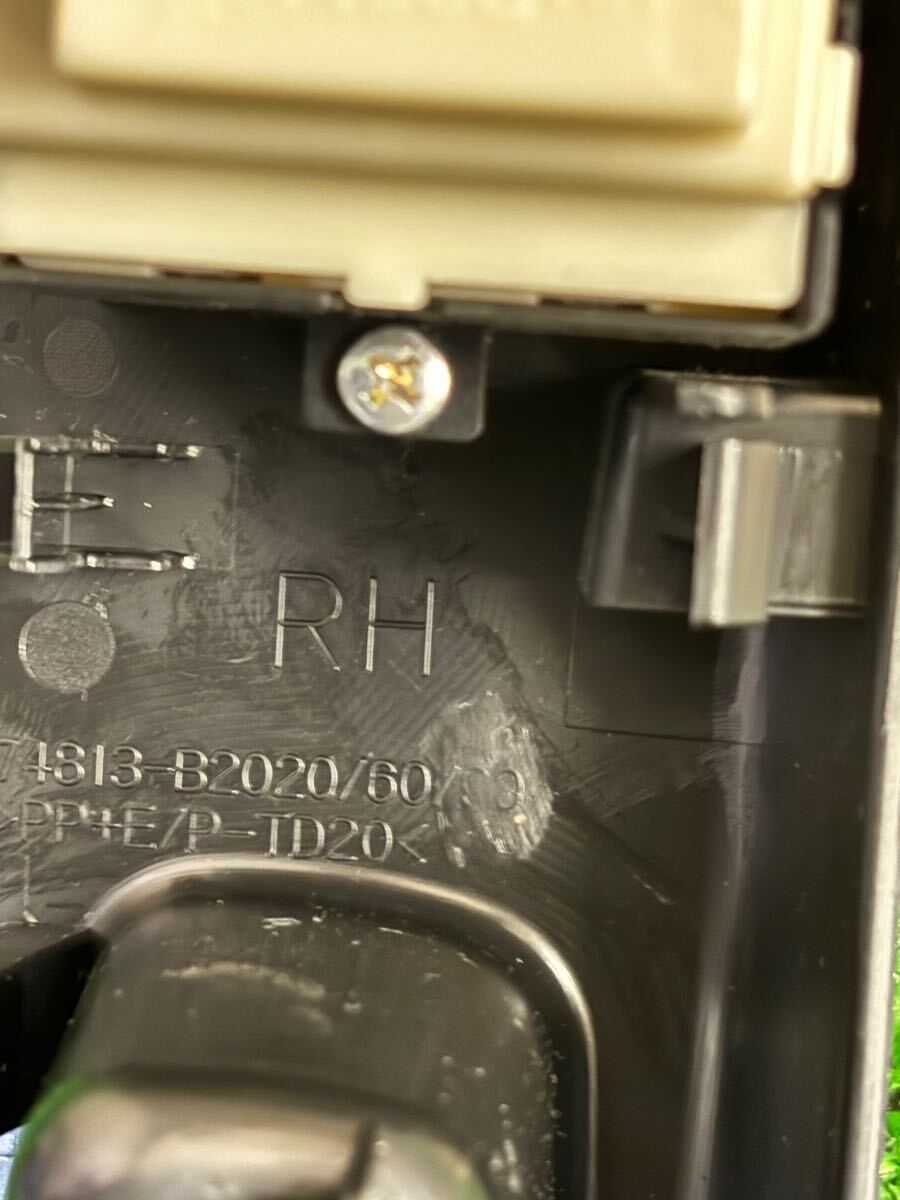 ダイハツ　L275S ミラカスタム　 パワーウインドウスイッチ　パネル付き　電動格納スイッチ付き　カプラ付き_6