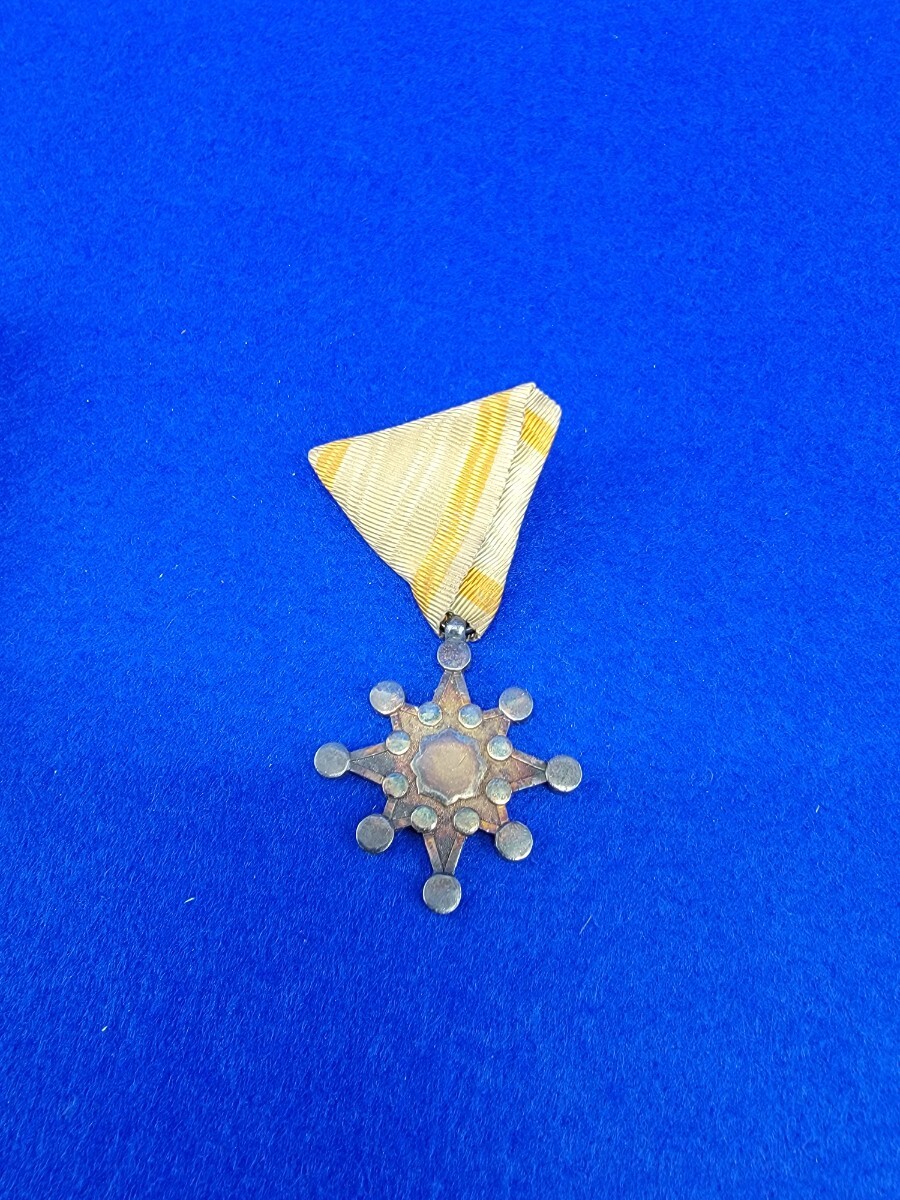勲章 勲七等瑞宝章 旧日本軍 04(勲章)｜売買されたオークション情報