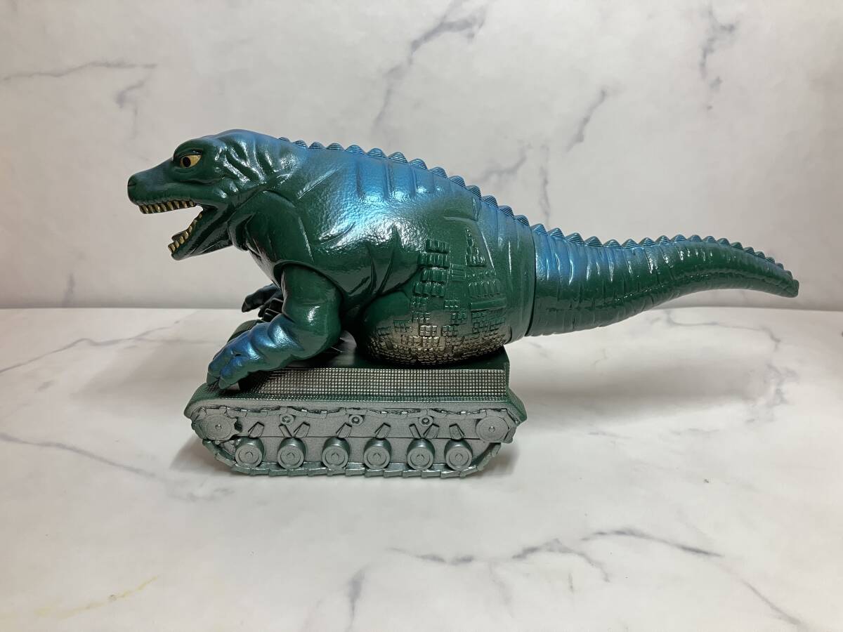 恐竜戦車】怪獣郷 円谷コミュニケーションズ ソフビ 検 ブルマァク