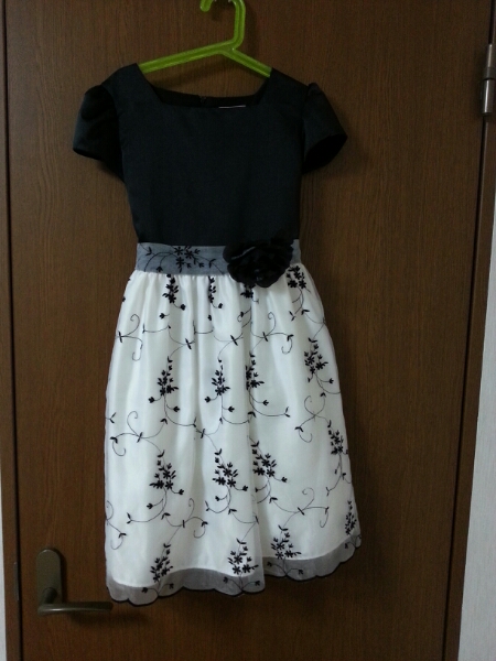 美品マザウェイズフォーマルドレスコートセット140結婚式発表会