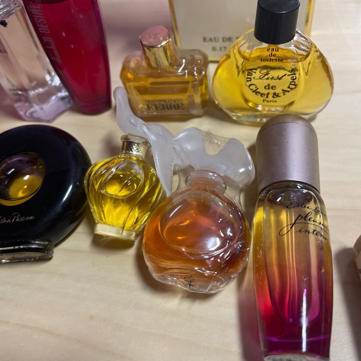 【1円スタート】 1スタ 香水 まとめて 大量セット フレグランス シャネル ヴァンクリーフ グッチ ディオール ニナリッチ エスティローダー_4