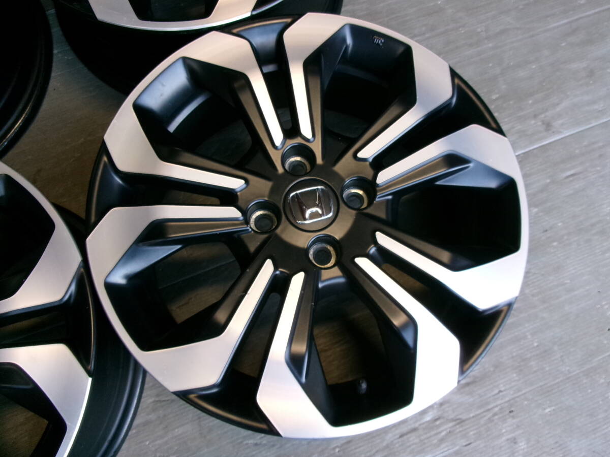 ホンダ】GR系(GR6,GR8) フィットクロスター 純正アルミホイール 16x6J