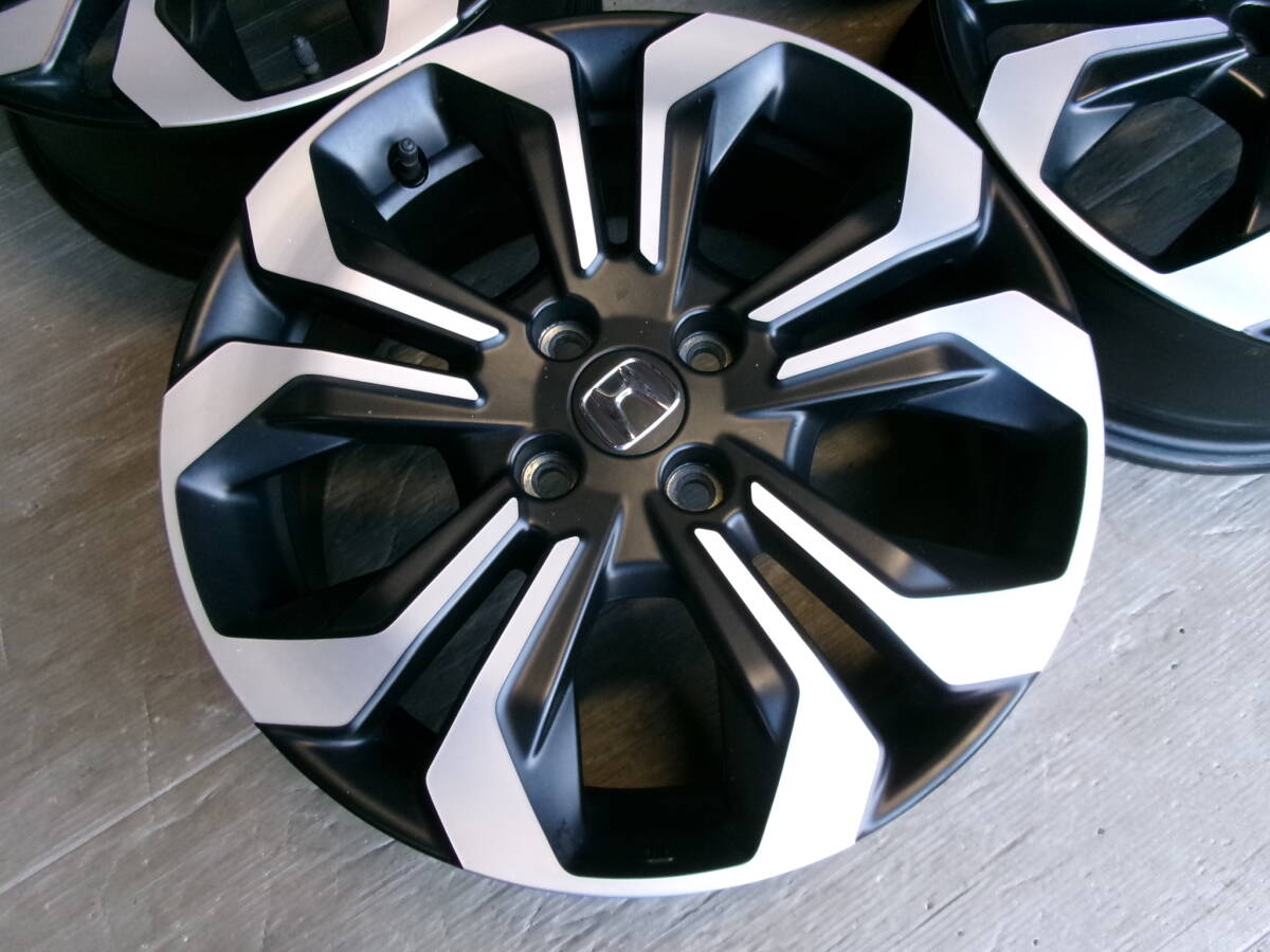 ホンダ】GR系(GR6,GR8) フィットクロスター 純正アルミホイール 16x6J