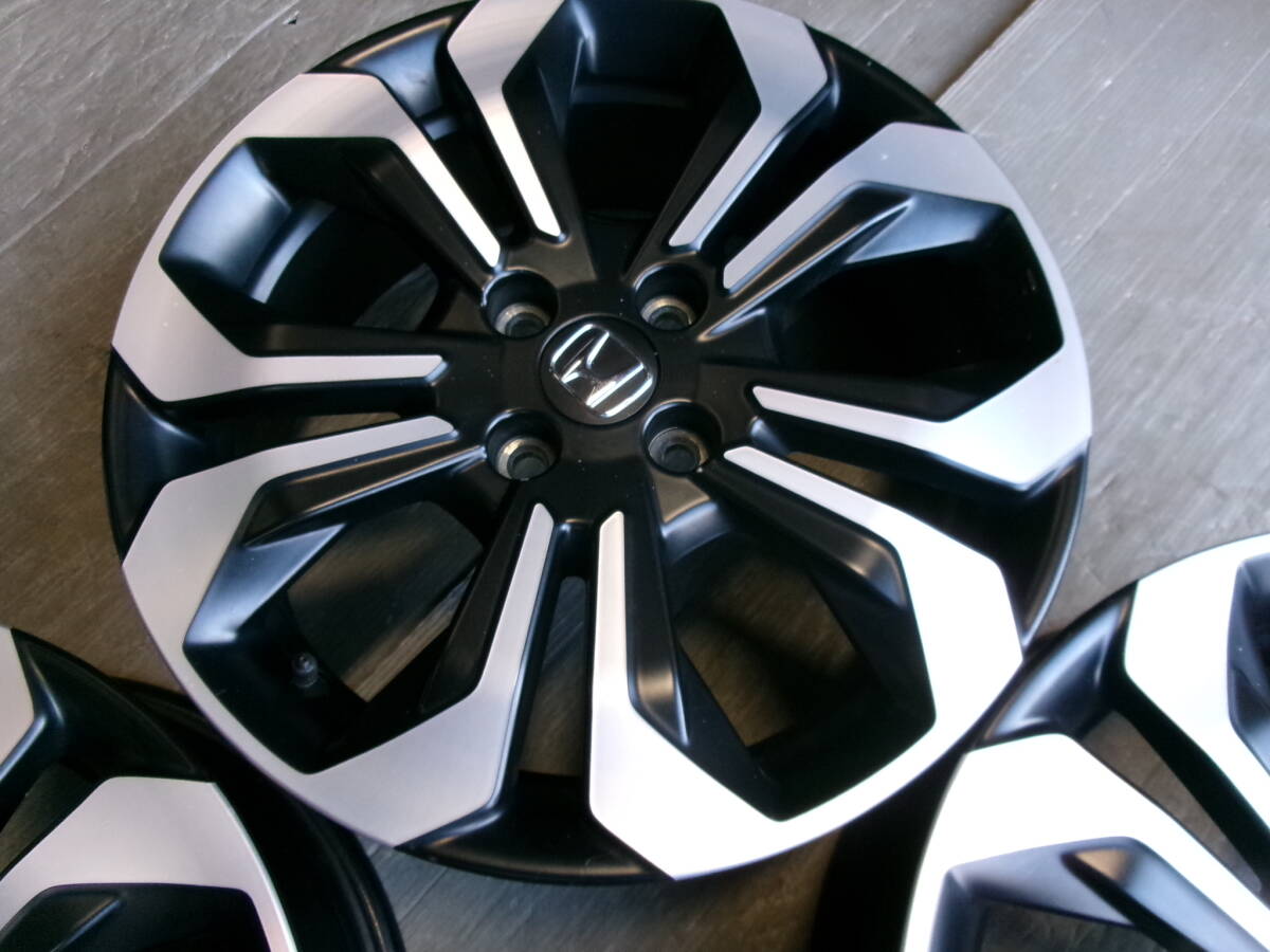 ホンダ】GR系(GR6,GR8) フィットクロスター 純正アルミホイール 16x6J