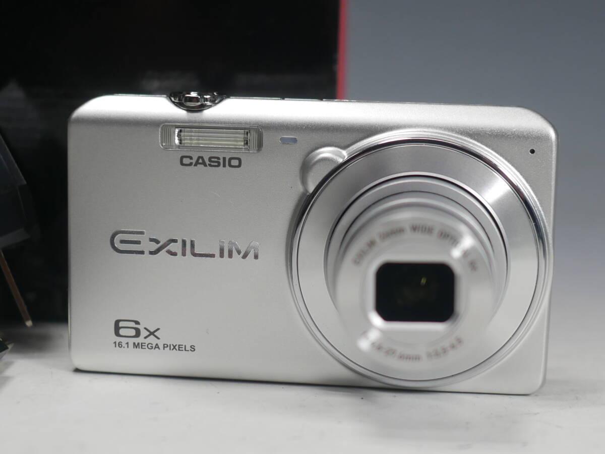 CASIO EX-ZS29 EXILIM | デジタルカメラ - シルバー 光学6倍 広角26mm 