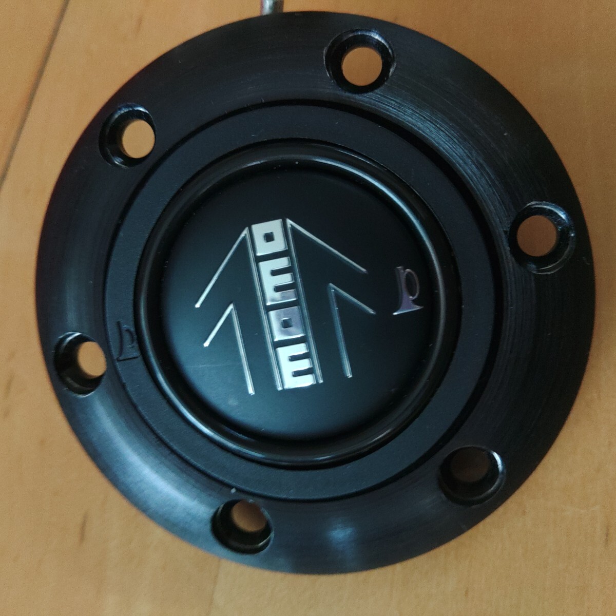 デリカスペースギア取り外し　MOMO35パイ　ゴッサム　ワークスベルボス付き　美品　送料_4