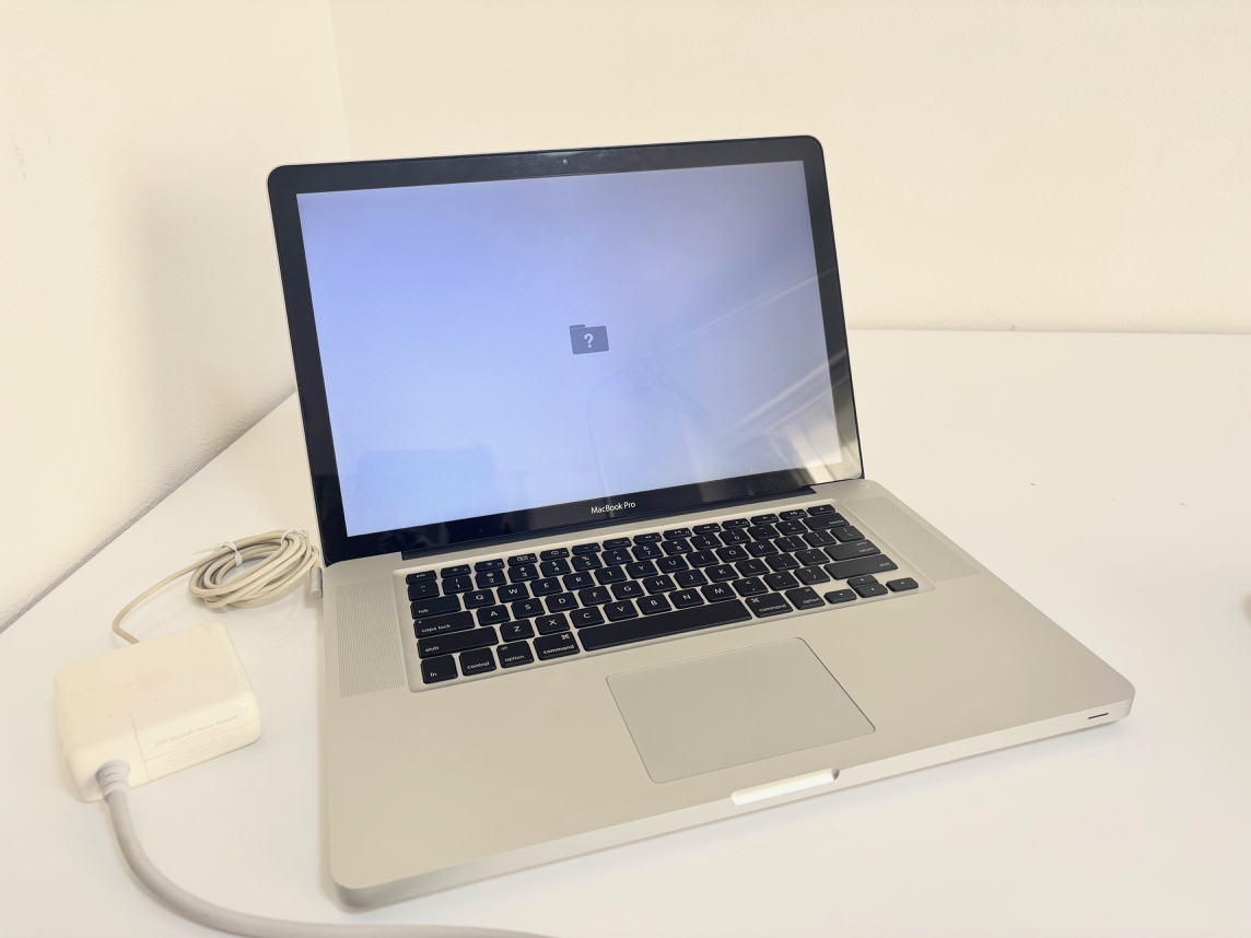 ジャンク】Apple アップル Mac Book Pro 15inch Late2011 A1286 Pro
