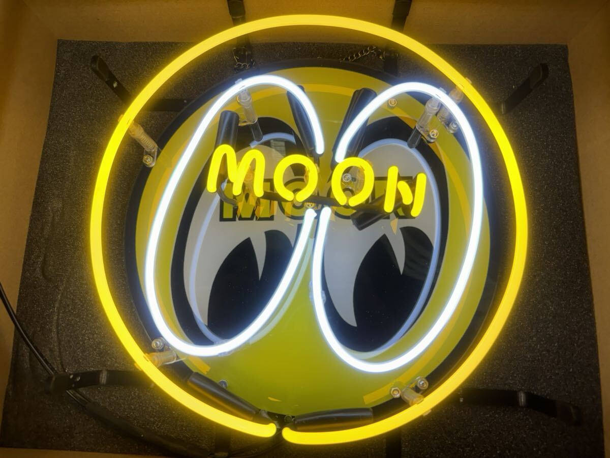 Moon eyes ムーンアイズ ネオンサイン 世田谷ベースアメリカンダイナー