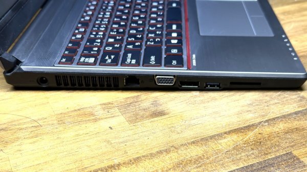 富士通 LIFEBOOK E756⁄M Win11 pro 24H2 Pro SSD240GB メモリ8GB
