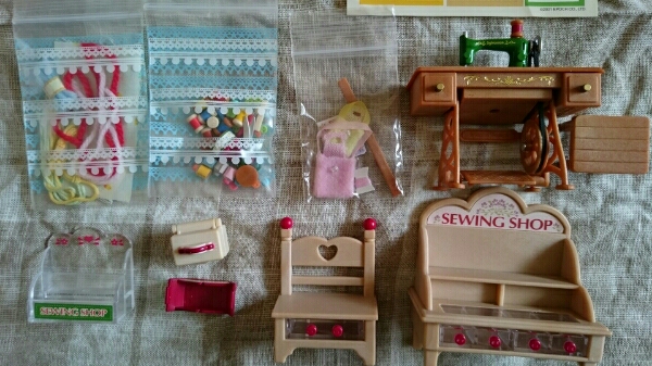 シルバニアファミリーアイボリーウサギさんのソーイングショップ